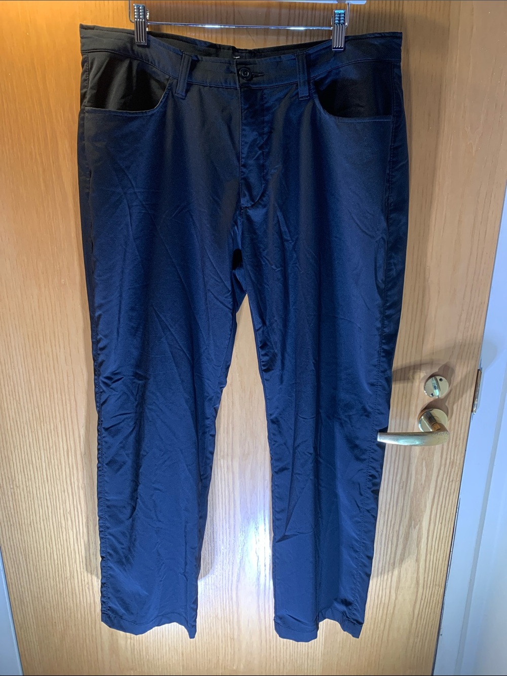 Under Armour Men's Navy Performance Chinos - Loose Fit - 38 x 30